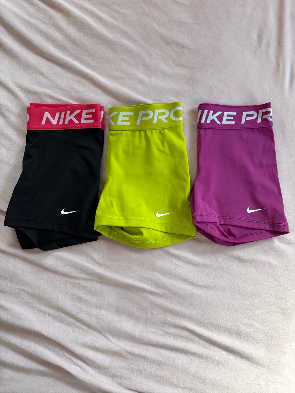 Women’s Nike Pros